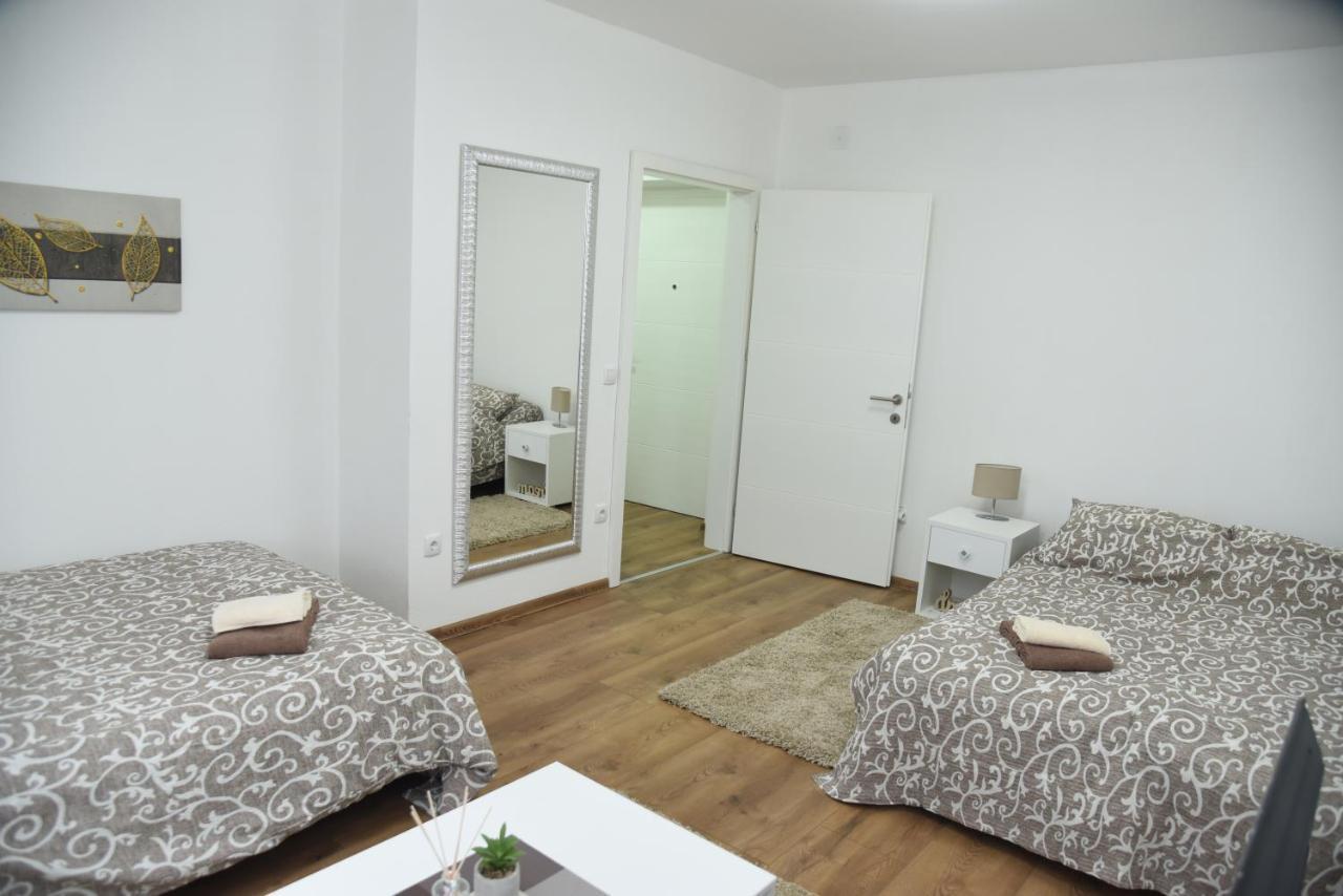 Apartmani Sofronic Loznica 1 Buitenkant foto
