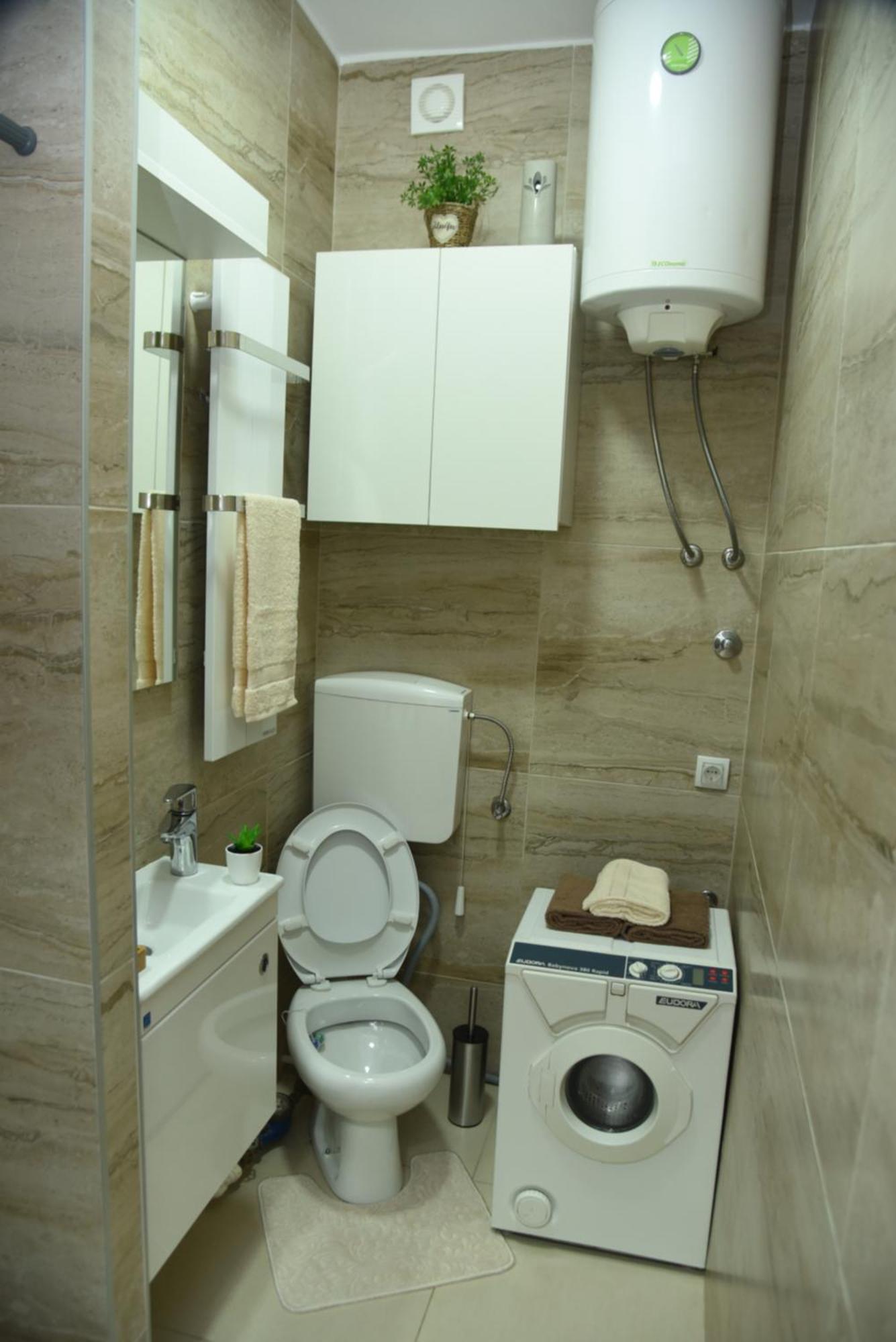 Apartmani Sofronic Loznica 1 Buitenkant foto