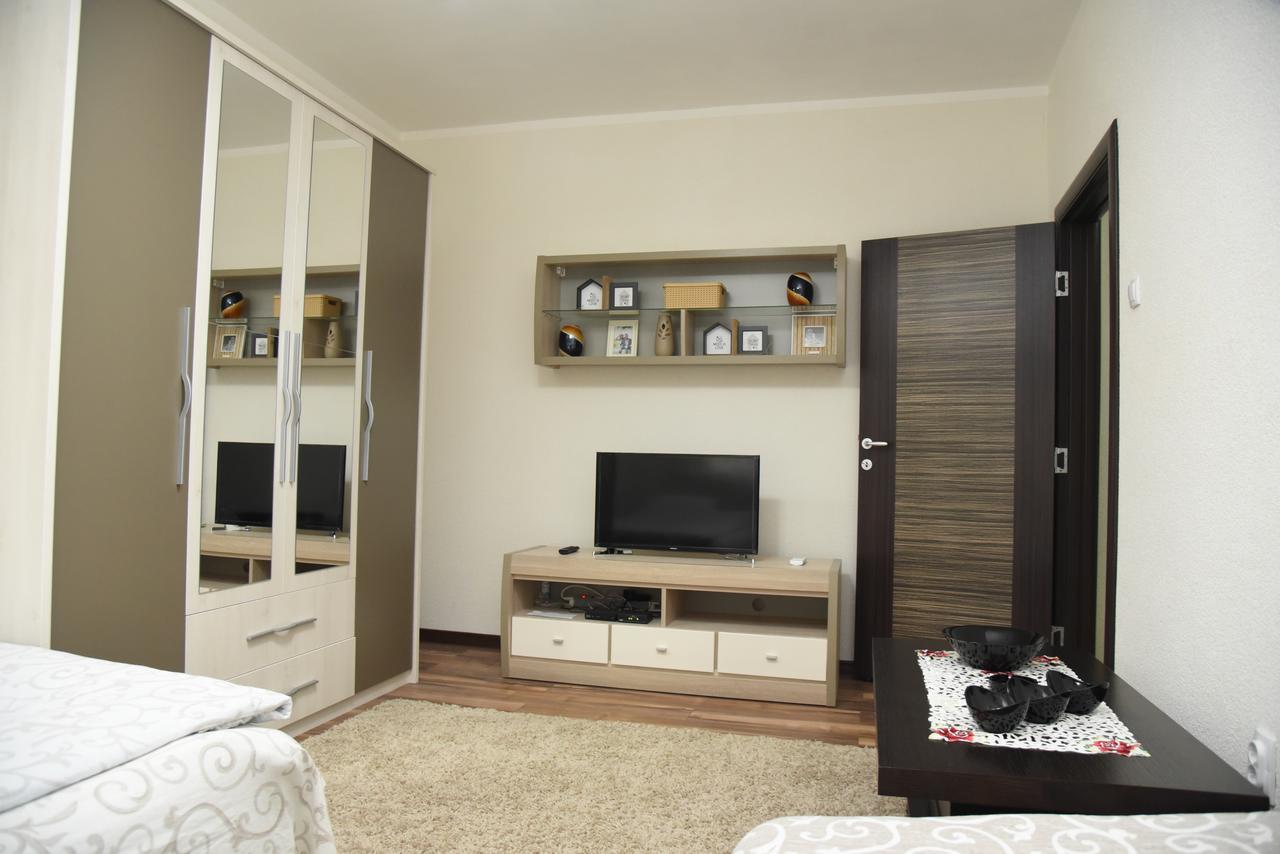 Apartmani Sofronic Loznica 1 Buitenkant foto